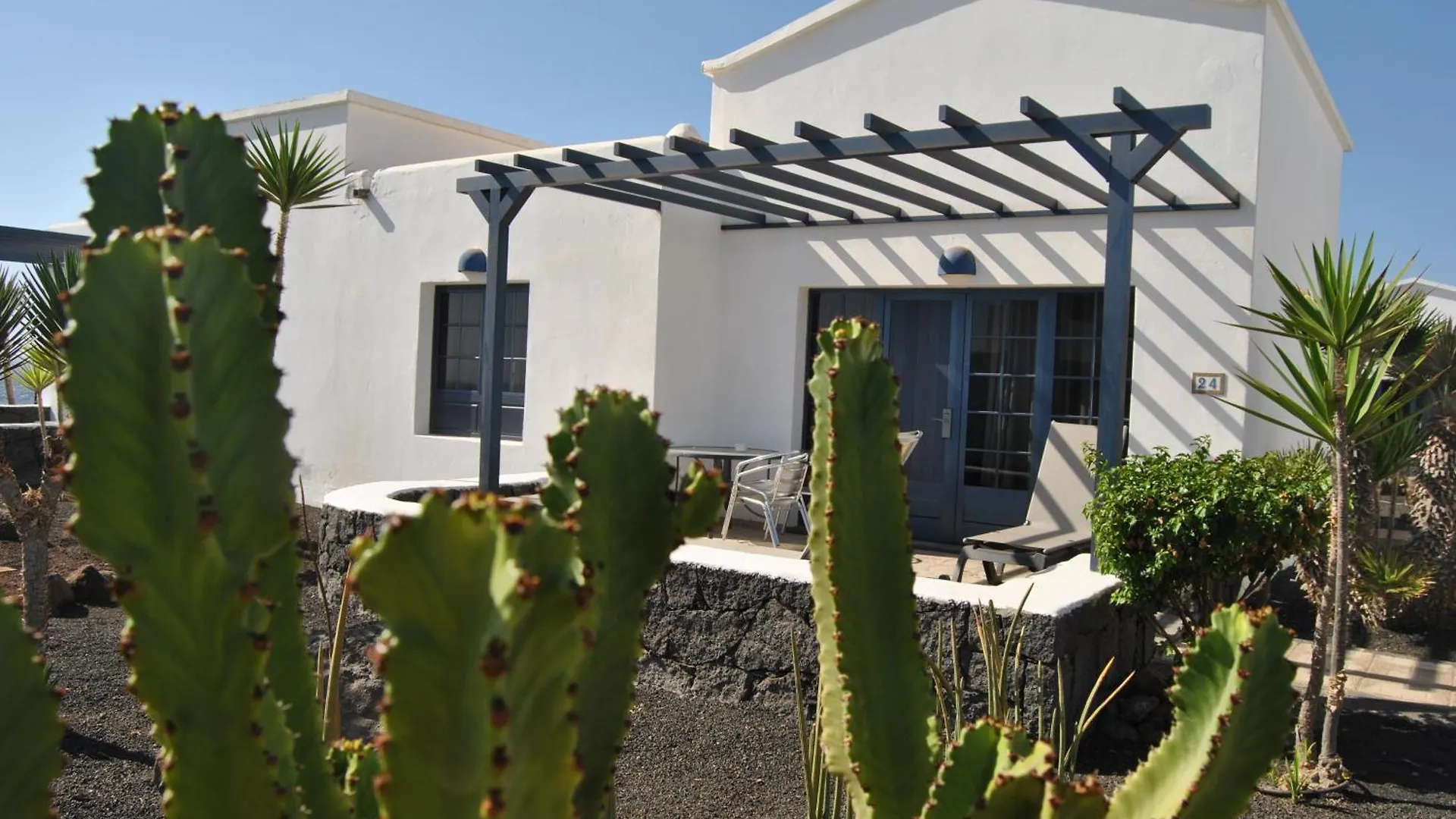 Vik Coral Beach Playa Blanca  3*, Playa Blanca (Lanzarote) Spanje