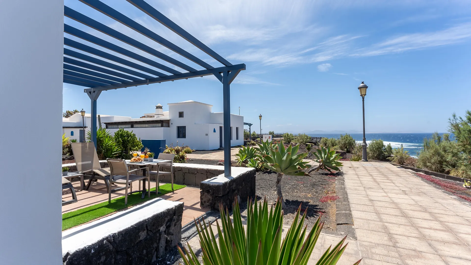 Vik Coral Beach Playa Blanca  3*, Playa Blanca (Lanzarote)